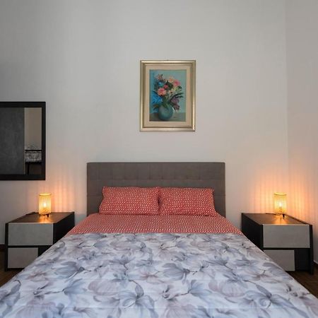 Apartamento Dimora Francesca Salerno Exterior foto