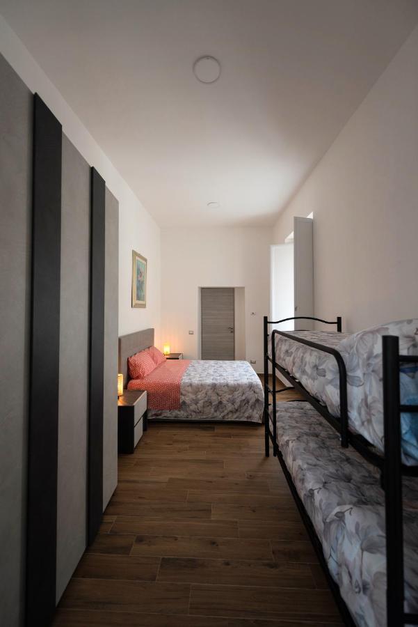 Apartamento Dimora Francesca Salerno Exterior foto